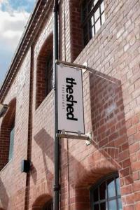 Waterfront Loft SA1- Popular Swansea Marina