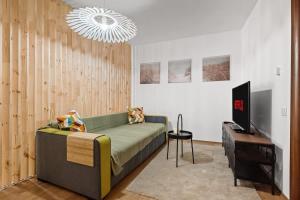 Modern Design Studio near Gara de Nord by Blvd