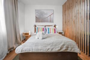 Modern Design Studio near Gara de Nord by Blvd