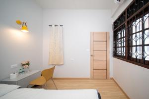 Yoosabai Hostel And Guesthouse