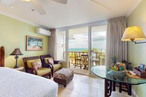 Islander on the Beach 250