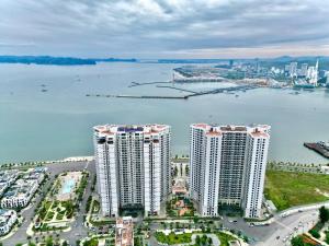 Nắng Apartment Hòn Gai