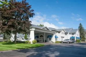 Grand Beach Resort Hotel - Harrietta