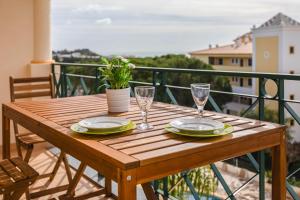 Lobo Apartment