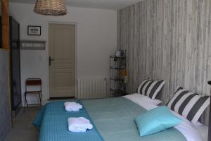 B&B / Chambres d'hotes La Bouchere 33 : photos des chambres