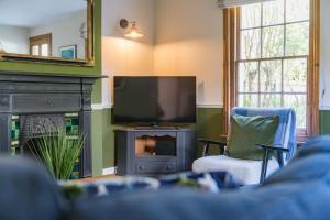 Pebble Beach Cottage by Keepers Cottages