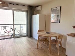 Magnifique studio cosy, central à Juan Les Pins avec parking