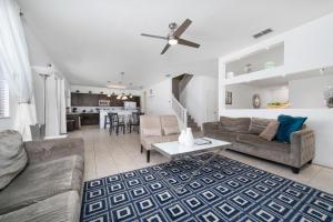 Lakeview 7BR Getaway Pool Great Location