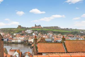2 Bed in Whitby oc-w793