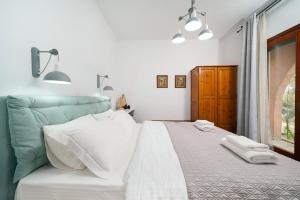 Giola Bungalows Sirines