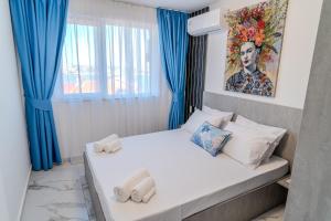 Sea View Luxury Apartments- Golden Sunset Luxury Suite