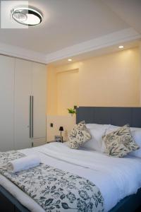 Noble Homes