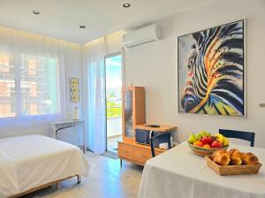 Modern Apartment a Short Walk from the Beach