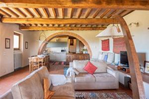 Pennella - Casale Panoramico con Piscina Privata
