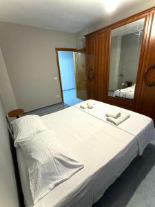 Vasha Apartment