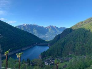 Cà Armonia 4 Panoramic view of the Verzasca Valley