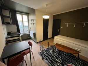 Studio cosy et lumineux, proche de la gare