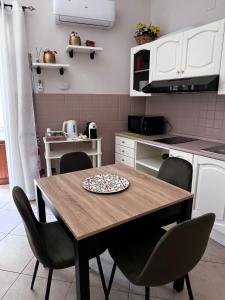 Nonna Croce Home