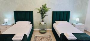 Elegante Apartment Center