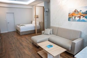 Ana Apartments