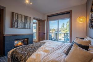 Suite with mountains view & Resort access