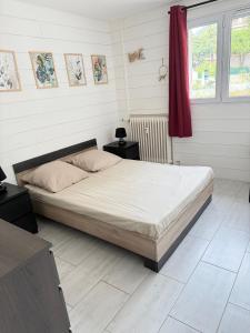 Apt 4 pers Le Lavandou bord de mer clim et parking