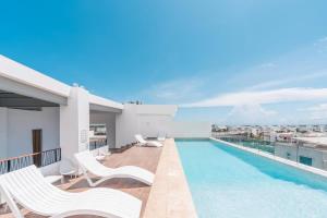 Apt 3 bedroom 6 guests private jacuzzi