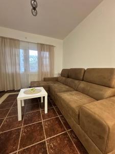 Airport apartman JL