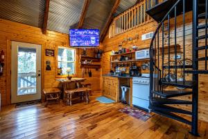 Riverview Cabin