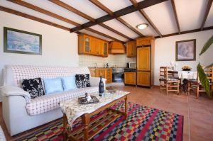 Clara Suites Lanzarote - MacaronesiaHomes