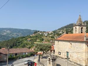 House overlooking the Douro-Casa das Almas
