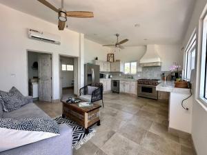 Oceanfront Condo Patio and shared Pool Casita Mar y Sol