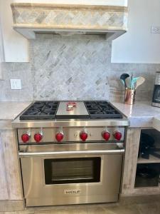 Oceanfront Condo Patio and shared Pool Casita Mar y Sol