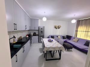 Blue Wave Apartment