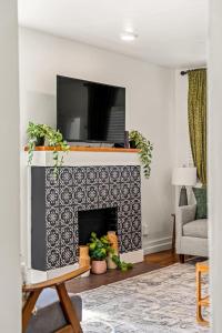 Amazing 4BR Home wParking