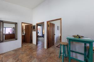 Casa De Las Mobulas near the beach and pickleball