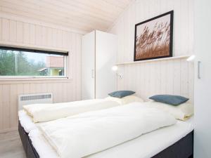 Retreat with Access to Sports Hall
