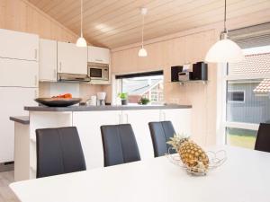 Hub for Families and Groups