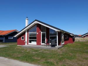 Hub for Families and Groups