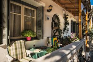 Semiramis Guesthouse Milos Greece