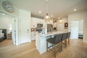 Clearwater Lofts Bldg 1 307 by SummitCove Lodging in Colorado