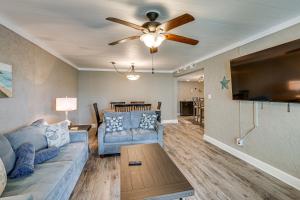 Walk to Ocean! Family PCB Condo w Balcony & Views