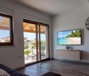 Luxury Histria Apartment with Private Pool Near the Beach