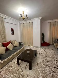 Spacious Apartment In 6 October