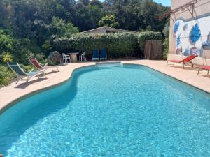 mini villa studio 1 pièce 19 m2 pour 2 personnes piscine partagée climatisation