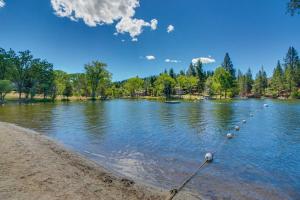 Pleasant Pines Retreat