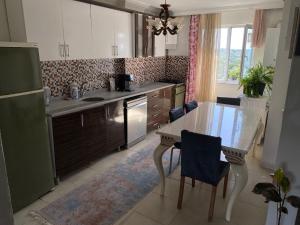 Closest house to AirPort