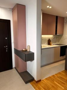 Urban gold stay