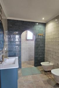 Family Villa with Private Pool, Garden, 30 minutes from Agadir