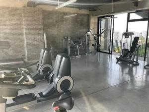 Apartment for 4, 8 minutes from Akron Stadium
